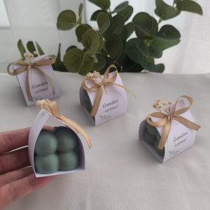 Cubo bolitas | Cartoncillo y moño