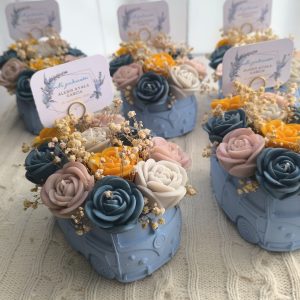 Arreglo floral combi con rosas | Pintada