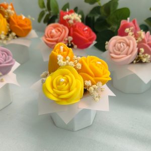 Arreglo floral macetita tulipán y rosas