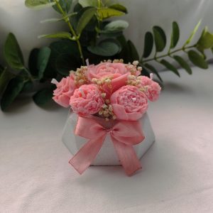 Arreglo Floral Maceta Hexagonal