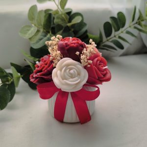 Arreglo Floral Jarroncito mixto rosas