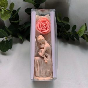 Silueta mujer con bebé y rosa | Caja de acetato